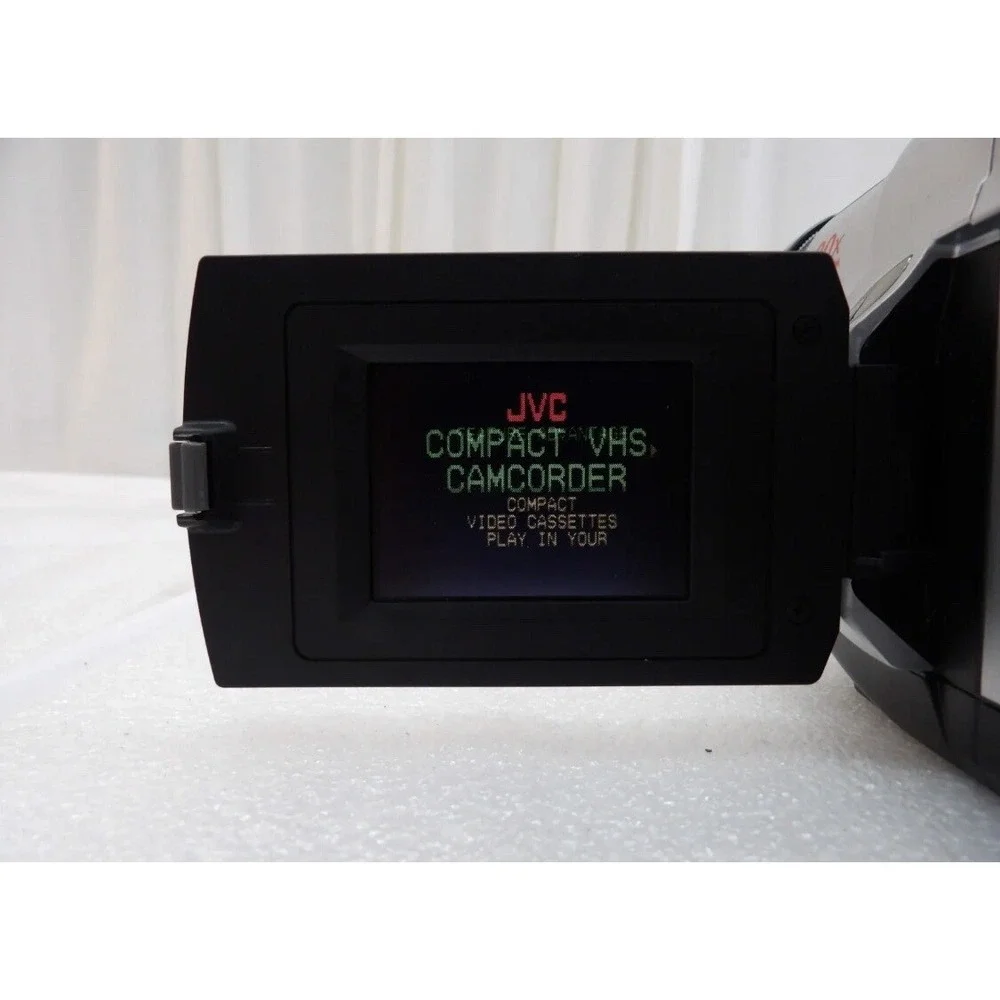 JVC Compact VHS Camcorder VHS C Model GR-AXM17U Tested A+ With Accessories